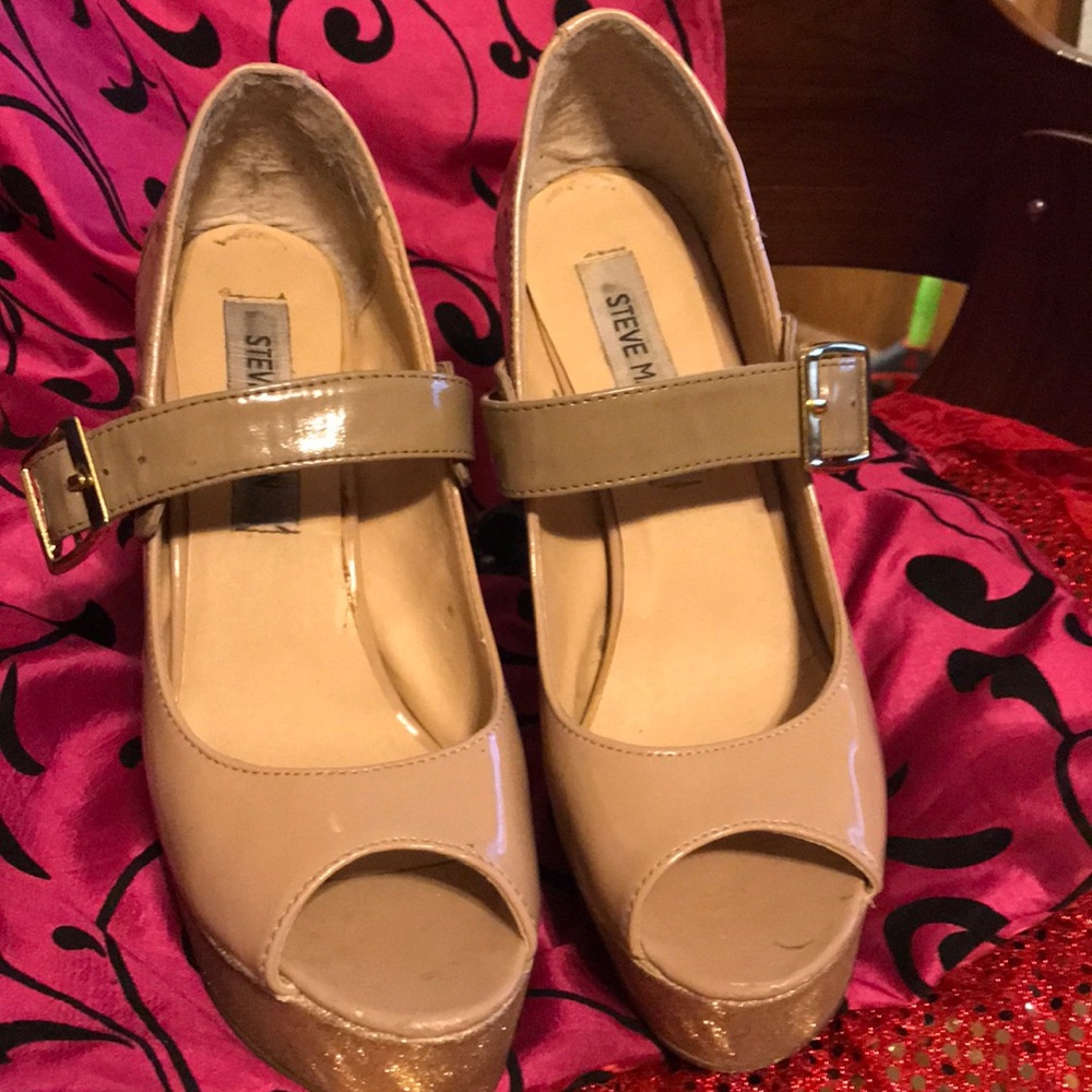 Steve Madden heels Tan